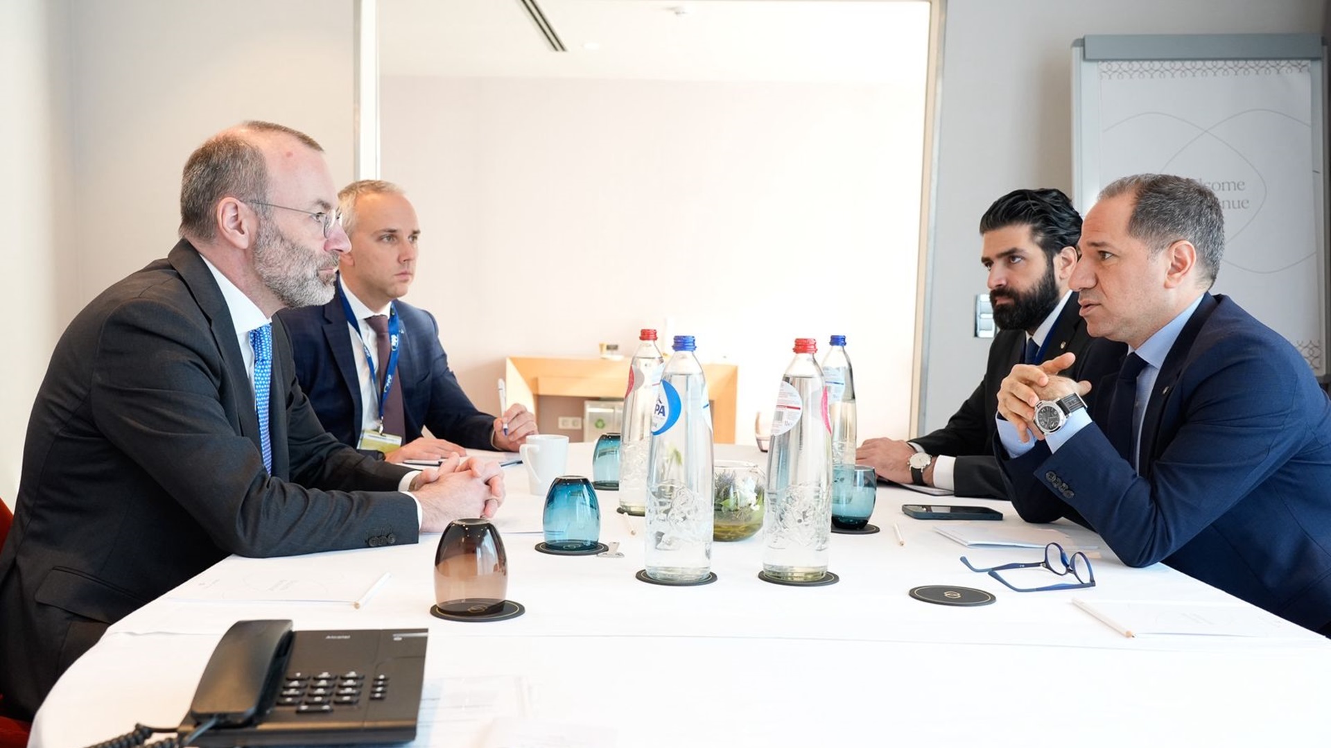 لقاءات للجميّل على هامش القمة الأوروبية: دعم أمني عاجل للبنان وتفعيل الشراكة مع الاتحاد الأوروبي